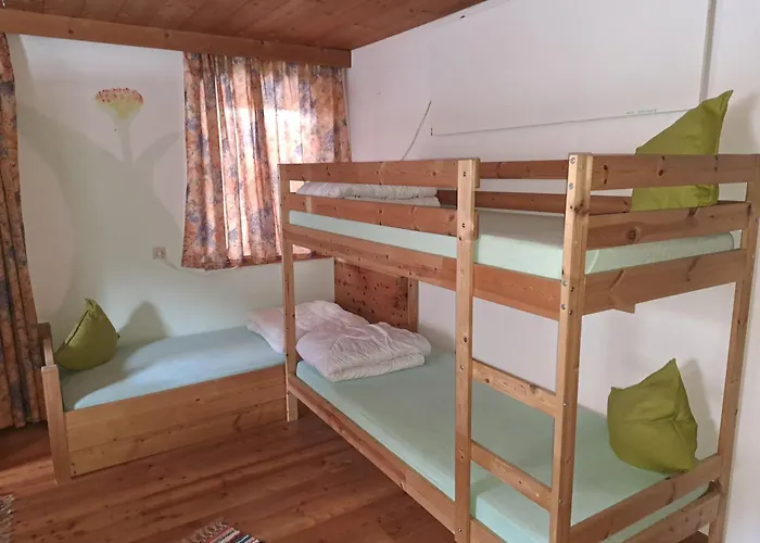 Permadieshof Hostel Sankt Leonhard im Pitztal